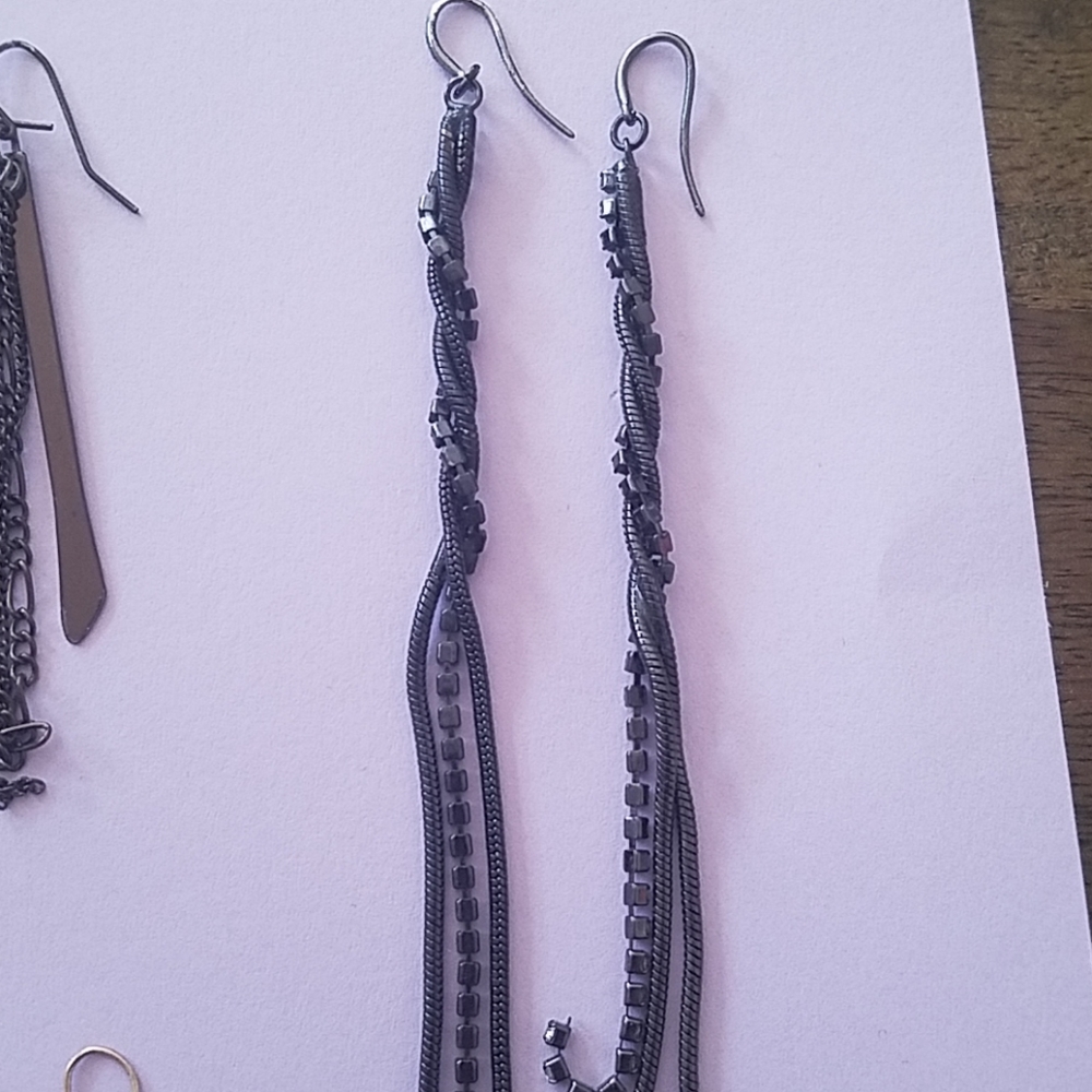 Earrings - Picture 7 of 7